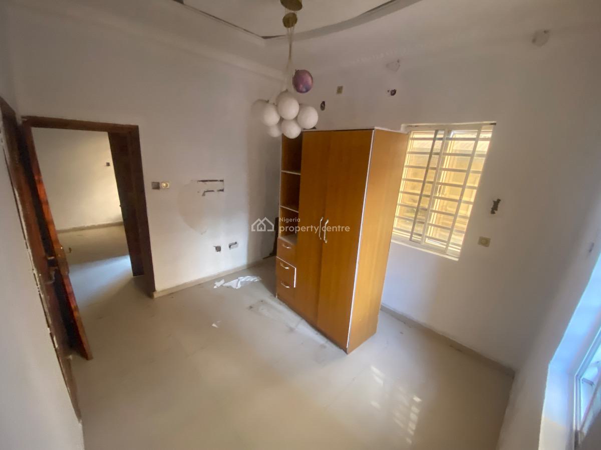 2bedroom Apartment in a Gated Call to Access Estate, Ologolo, Lekki, Lagos, Flat / Apartment for Rent