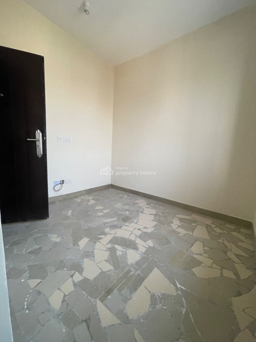 1 Bedroom Bq, Lekki Phase 1, Lekki, Lagos, Self Contain (single Rooms) for Rent