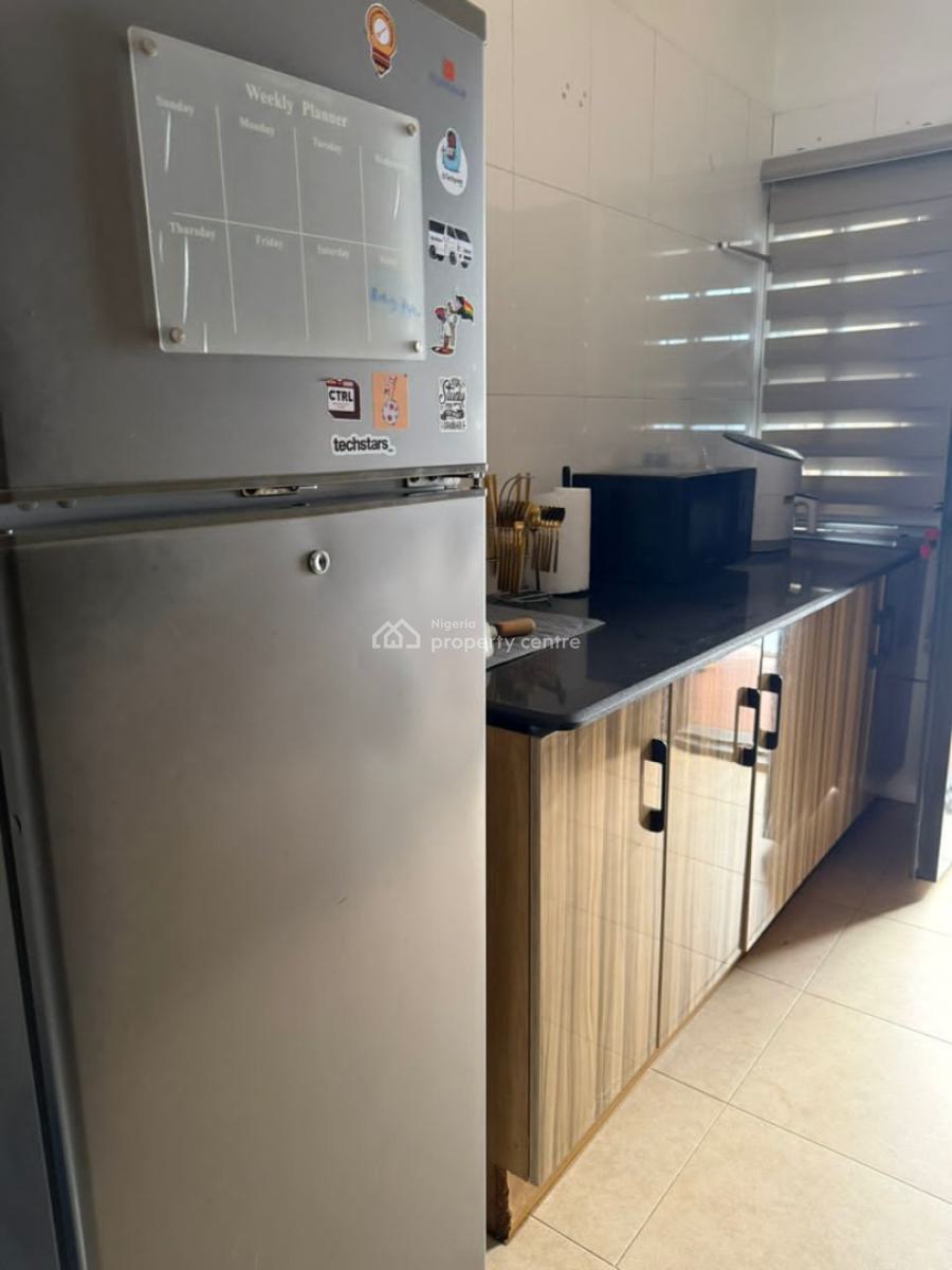 Luxury and Spacious 3 Bedroom Apartment Plus Bq, Lekki Phase 1, Lekki, Lagos, Flat / Apartment for Rent