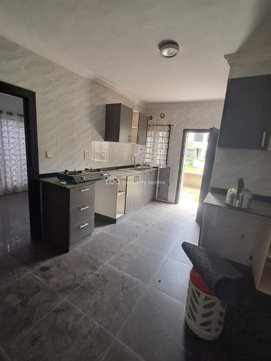 Spacious 4 Bedroom Terraced with Bq, Sunshine Estate, Sangotedo, Ajah, Lagos, Terraced Duplex for Rent