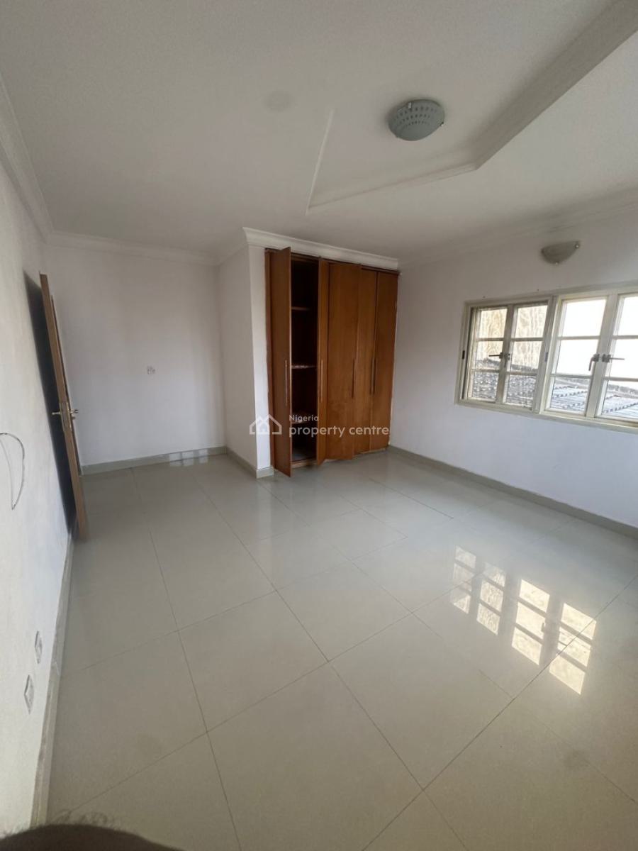 Neat and Well Maintained Two Bedroom Apartment, Parkview, Ikoyi, Lagos, Flat / Apartment for Rent
