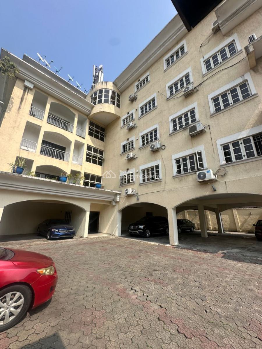 Neat and Well Maintained Two Bedroom Apartment, Parkview, Ikoyi, Lagos, Flat / Apartment for Rent