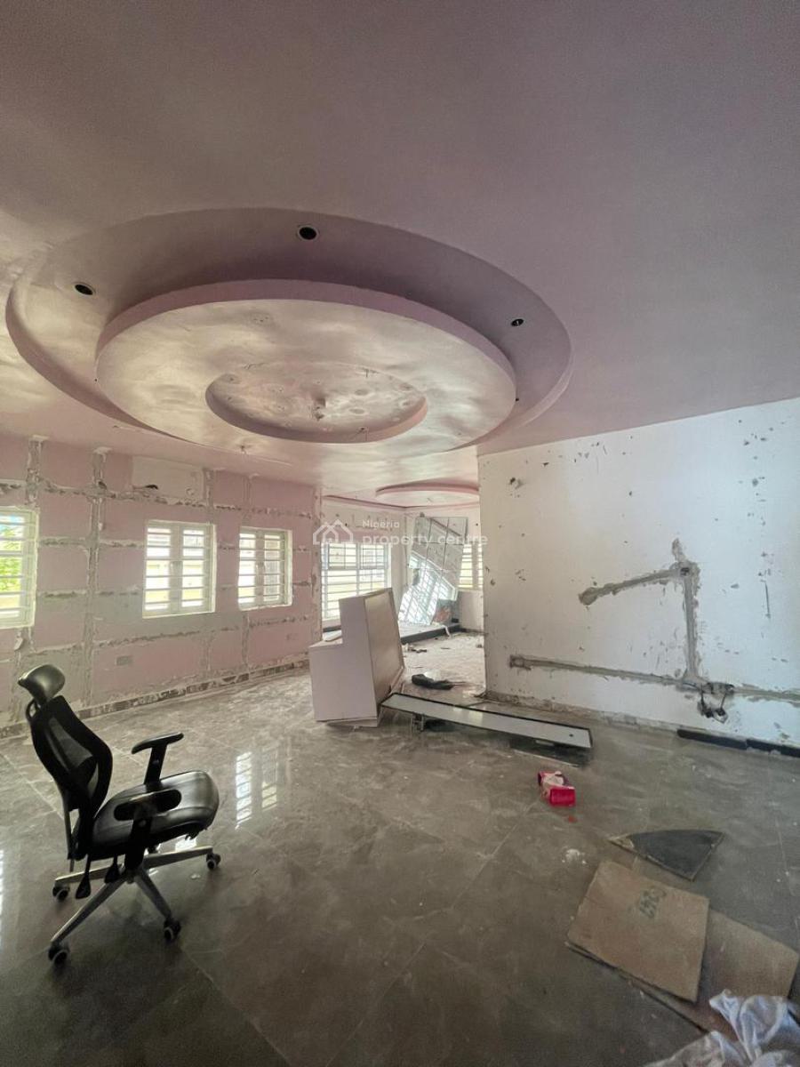 5 Bedrooms Detached House with a Bq, Lekki Phase 1, Lekki, Lagos, Detached Duplex for Rent