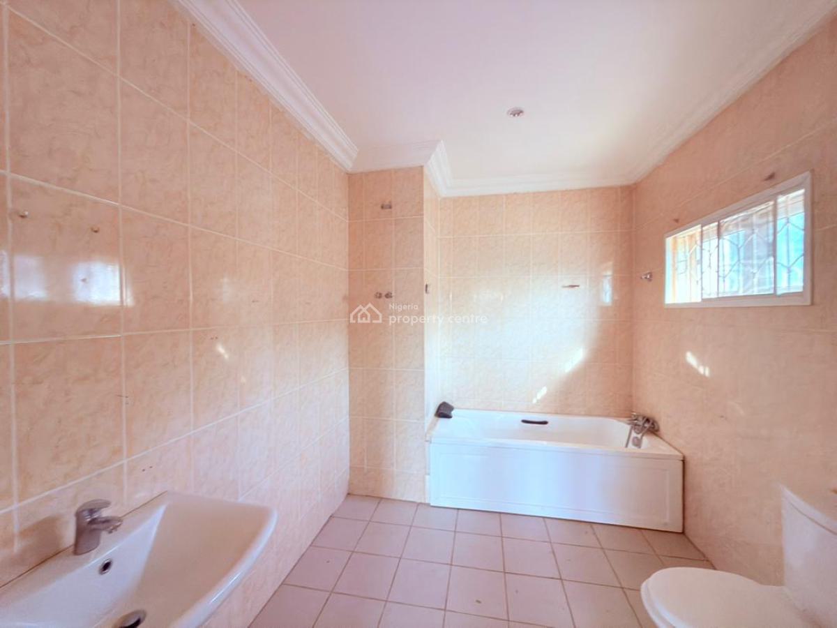 4 Bedrooms Detached Duplex with 3 Rooms Detached Bq, Maitama District, Abuja, House for Sale