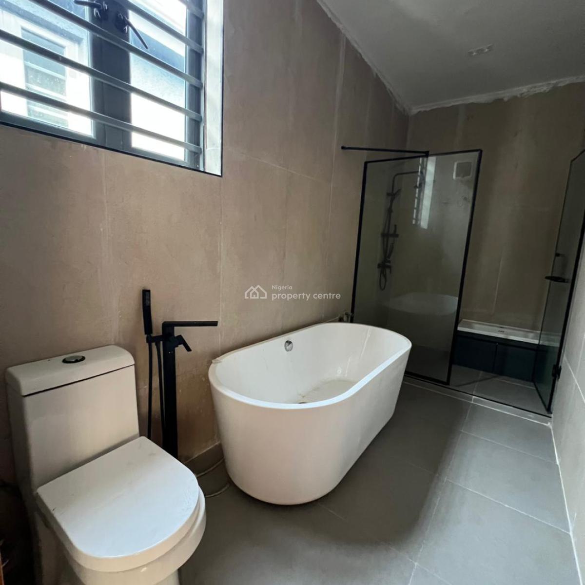 5 Bedroom Fully Detached Duplex with Bq, Lekki Lagos, Lekki Phase 1, Lekki, Lagos, Semi-detached Duplex for Rent