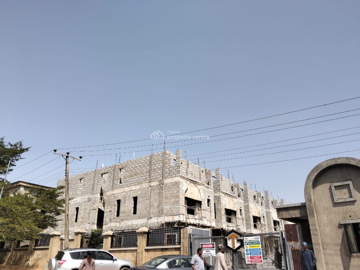 5 Bedrooms Terraced Duplexes with Bq, Along Apo Legislative Quarter, Gudu, Abuja, Terraced Duplex for Sale