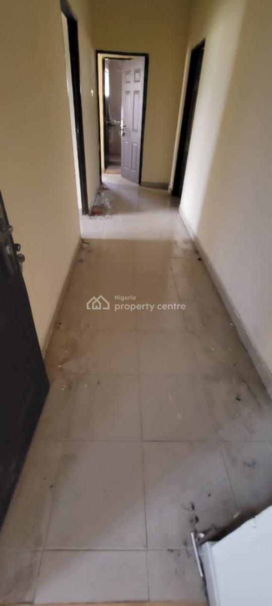 Spacious 3 Bedroom Flat, Ogombo, Ajah, Lagos, Flat / Apartment for Rent