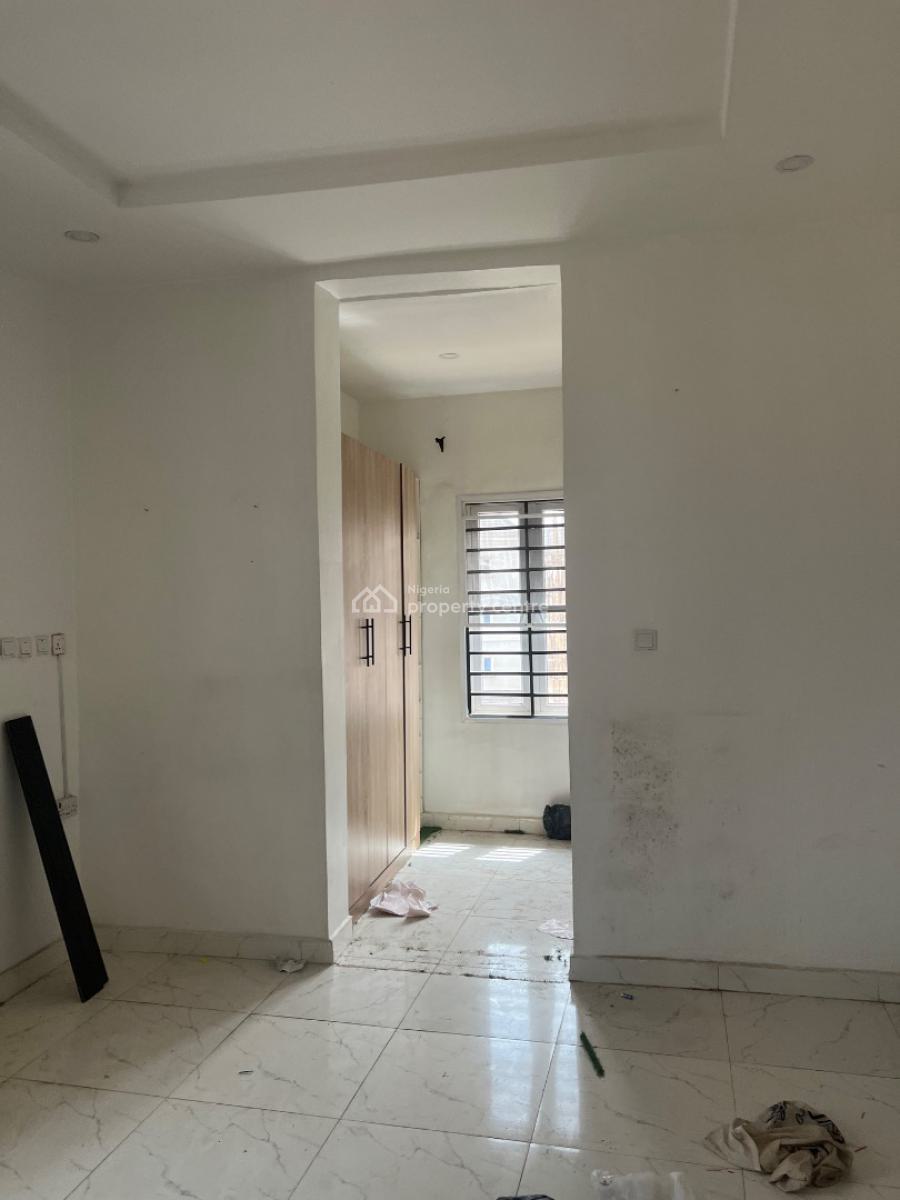 Clean 3 Bedroom Flat, Ground Floor, Tarred Rd, By Zartech, Wuye, Abuja, Flat / Apartment for Rent