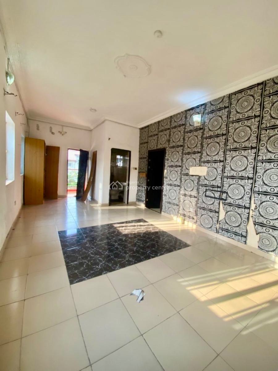 Spacious Upstairs, Majek, Sangotedo, Ajah, Lagos, Self Contain (single Rooms) for Rent