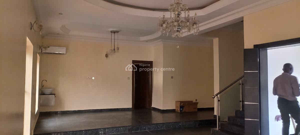 Well Spacious and Newly Renovated 5 Bedroom Detached House with Bq, Adeyemo Alakija Street, Ikeja Gra, Ikeja, Lagos, Detached Duplex for Rent