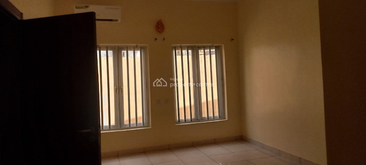 Well Spacious and Newly Renovated 5 Bedroom Detached House with Bq, Adeyemo Alakija Street, Ikeja Gra, Ikeja, Lagos, Detached Duplex for Rent