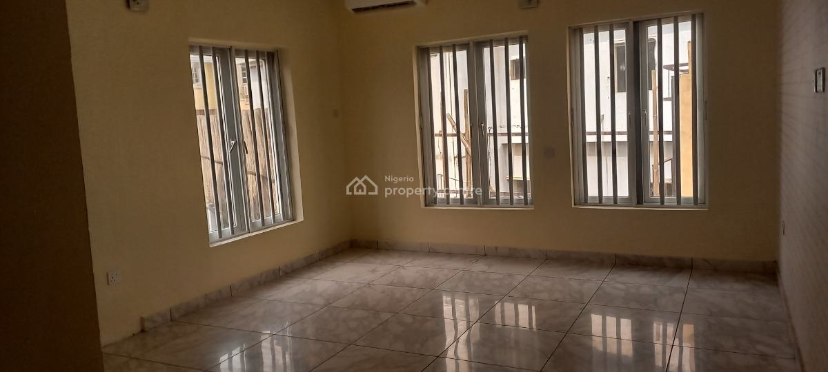 Well Spacious and Newly Renovated 5 Bedroom Detached House with Bq, Adeyemo Alakija Street, Ikeja Gra, Ikeja, Lagos, Detached Duplex for Rent