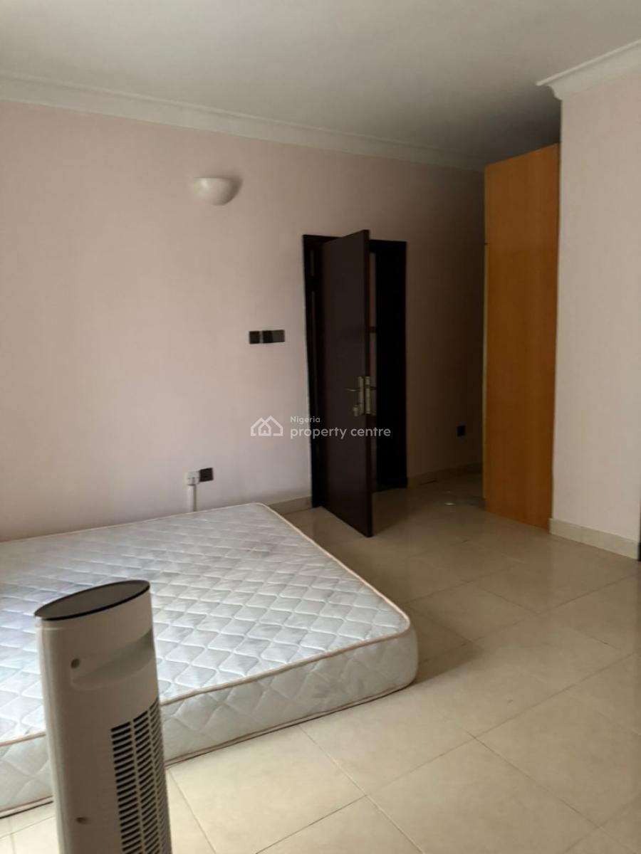 Luxury and Spacious 3 Bedroom Apartment Plus Bq, Lekki Phase 1, Lekki, Lagos, House for Rent
