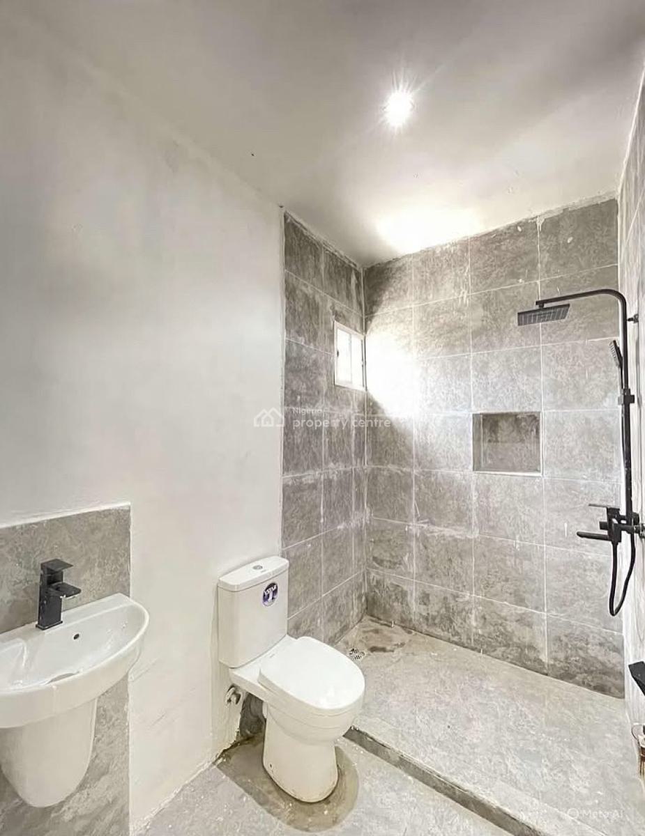 Large 2 Bedroom Flat, Salem Bus-stop, Ikate, Lekki, Lagos, Flat / Apartment for Rent