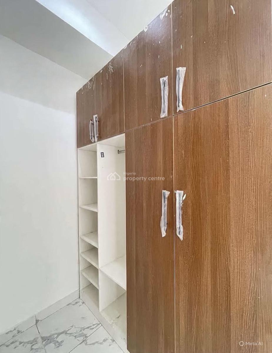 Large 2 Bedroom Flat, Salem Bus-stop, Ikate, Lekki, Lagos, Flat / Apartment for Rent