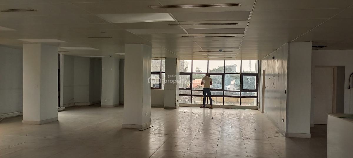 Fully Serviced Open Plan Office Space Measuring 350 Sqm, Mobolaji Bank Anthony Way, Ikeja, Lagos, Office Space for Rent
