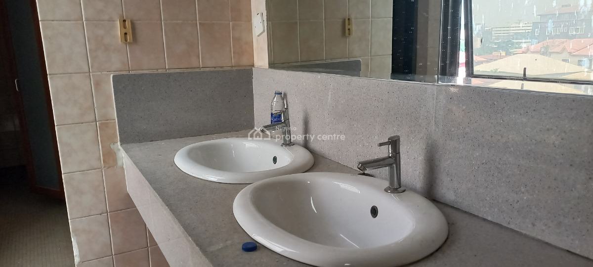 Fully Serviced Open Plan Office Space Measuring 350 Sqm, Mobolaji Bank Anthony Way, Ikeja, Lagos, Office Space for Rent