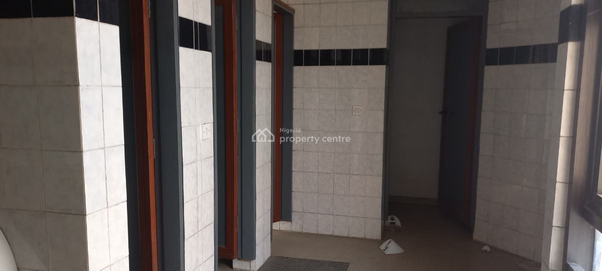 Fully Serviced Open Plan Office Space Measuring 350 Sqm, Mobolaji Bank Anthony Way, Ikeja, Lagos, Office Space for Rent