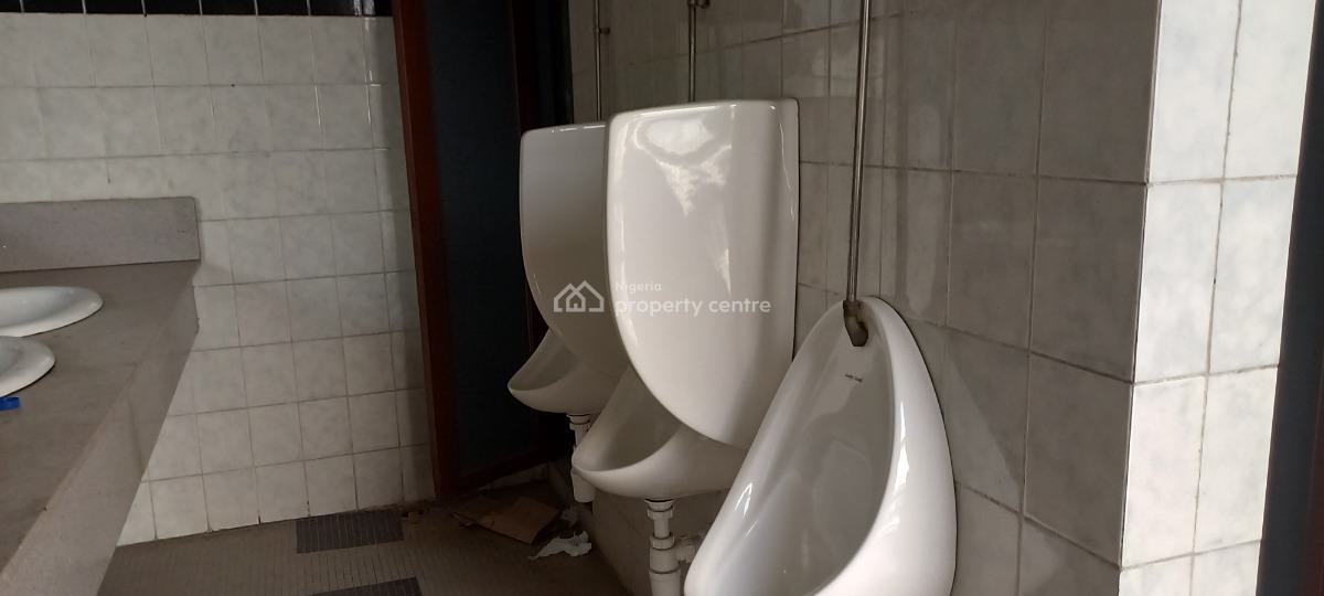 Fully Serviced Open Plan Office Space Measuring 350 Sqm, Mobolaji Bank Anthony Way, Ikeja, Lagos, Office Space for Rent