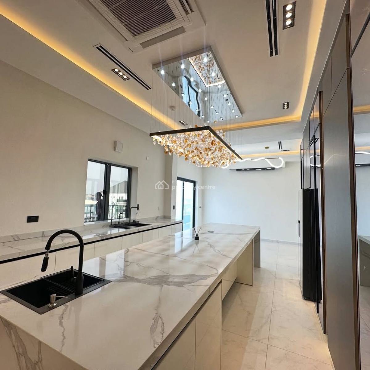 Luxury 4 Bedroom Maisonette with Maids Room, Swimming Pool, Gym, Dakibiyu, Wuye, Abuja, Flat / Apartment for Sale