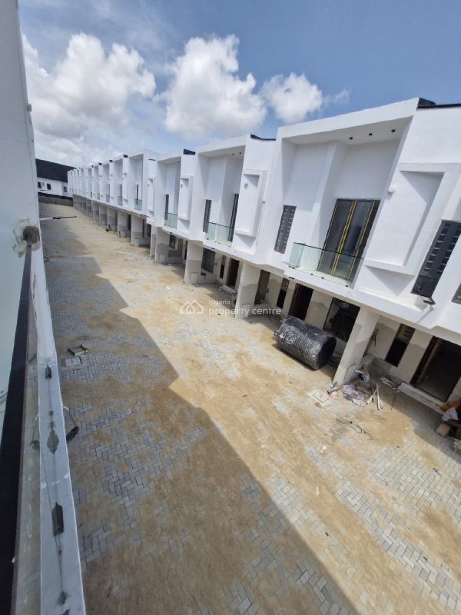 4 Bedroom Terrace with Pool and Gym, Ikota, Lekki, Lagos, Terraced Duplex for Sale