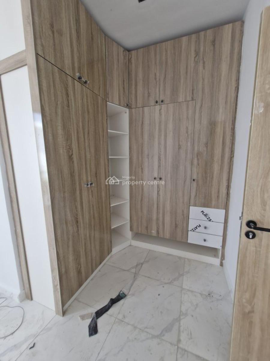 4 Bedroom Terrace with Pool and Gym, Ikota, Lekki, Lagos, Terraced Duplex for Sale