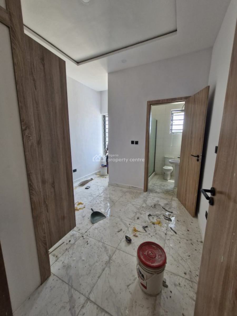 4 Bedroom Terrace with Pool and Gym, Ikota, Lekki, Lagos, Terraced Duplex for Sale