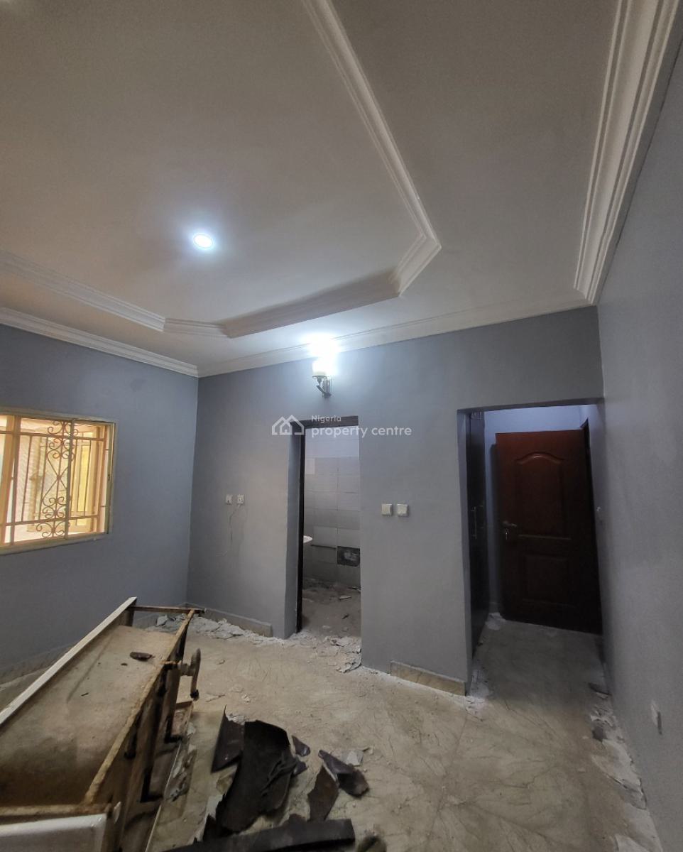 Luxurious Massive 4 Bedroom Terrace Duplex with Bq, By American International School, Durumi, Abuja, Terraced Duplex for Rent