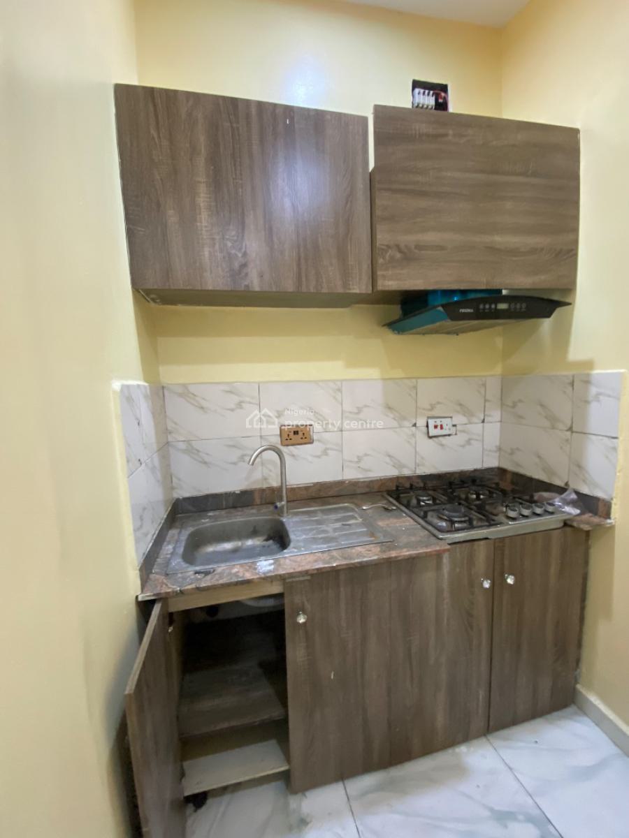 Self Contain, Ikate, Lekki, Lagos, Self Contain (single Rooms) for Rent