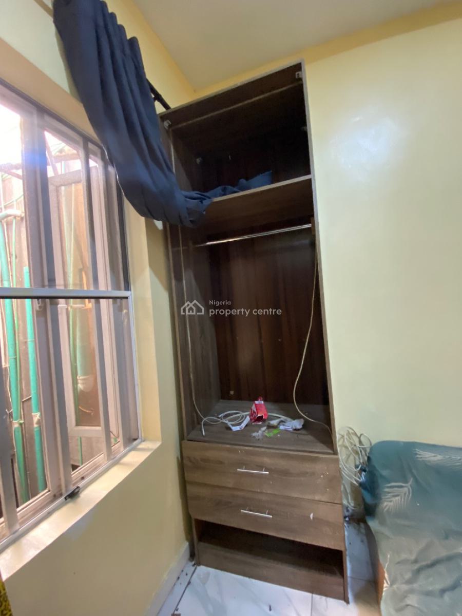 Self Contain, Ikate, Lekki, Lagos, Self Contain (single Rooms) for Rent