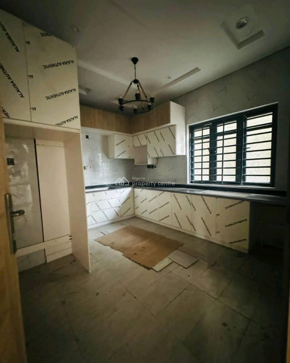 Lovely Built 4 Bedroom Apartment, Ikeja Gra, Ikeja, Lagos, House for Sale