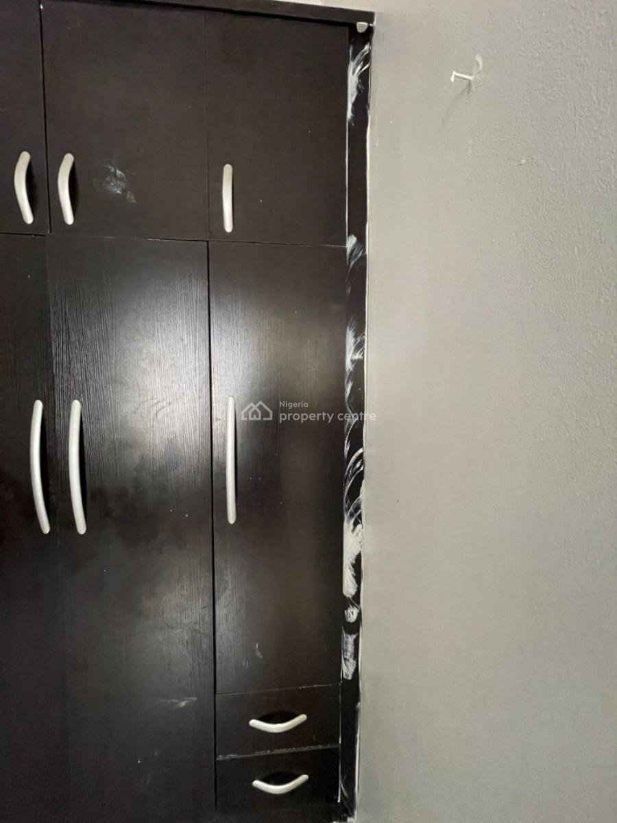 Spacious 3-bedroom Apartment with Bq, Agungi, Lekki, Lagos, Flat / Apartment for Rent