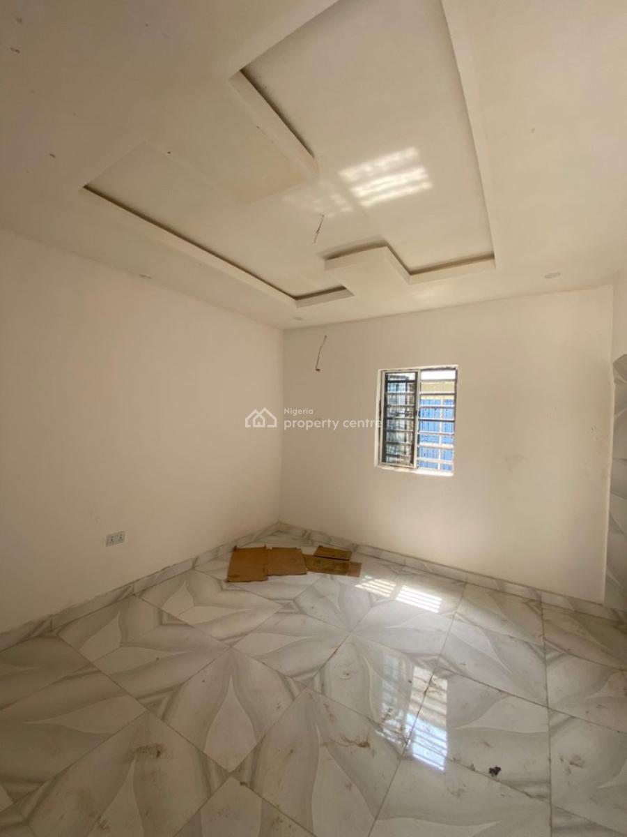 an Executive One Bedroom Flat, Newtown Estate Ogombo Off Abraham Adesanya Ajah, Lekki, Lagos, Mini Flat (room and Parlour) for Rent