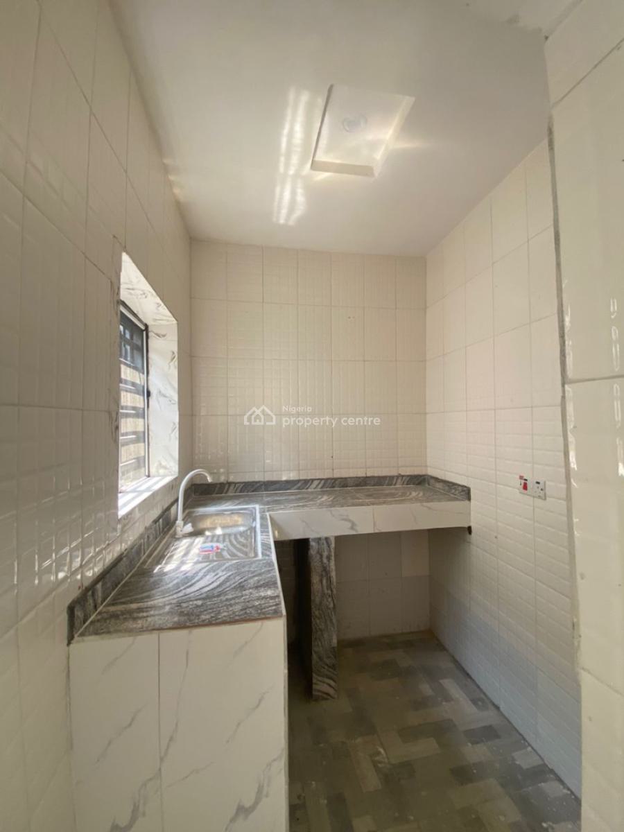 an Executive One Bedroom Flat, Newtown Estate Ogombo Off Abraham Adesanya Ajah, Lekki, Lagos, Mini Flat (room and Parlour) for Rent