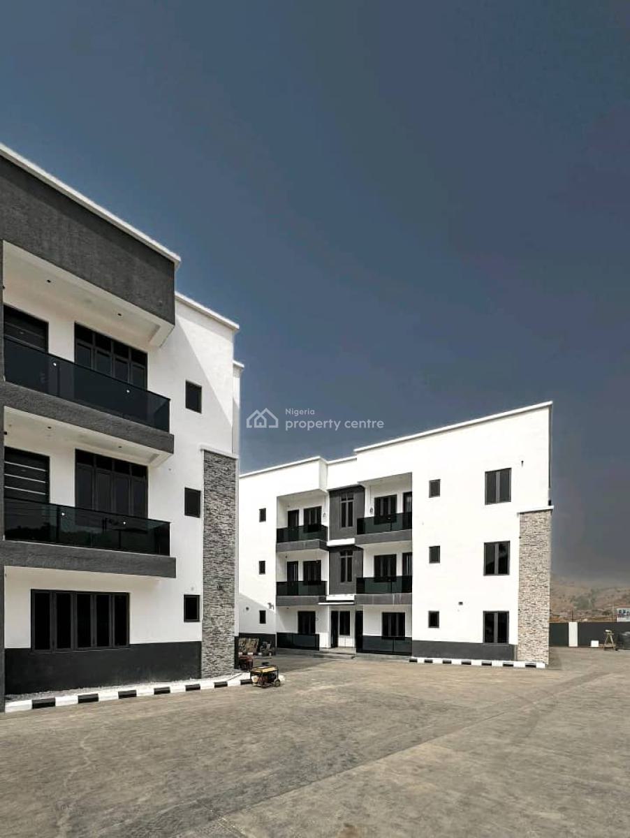Now Available in The Serene and Well-structured Neighborhood of News E, Dawaki, Gwarinpa, Abuja, Flat / Apartment for Sale