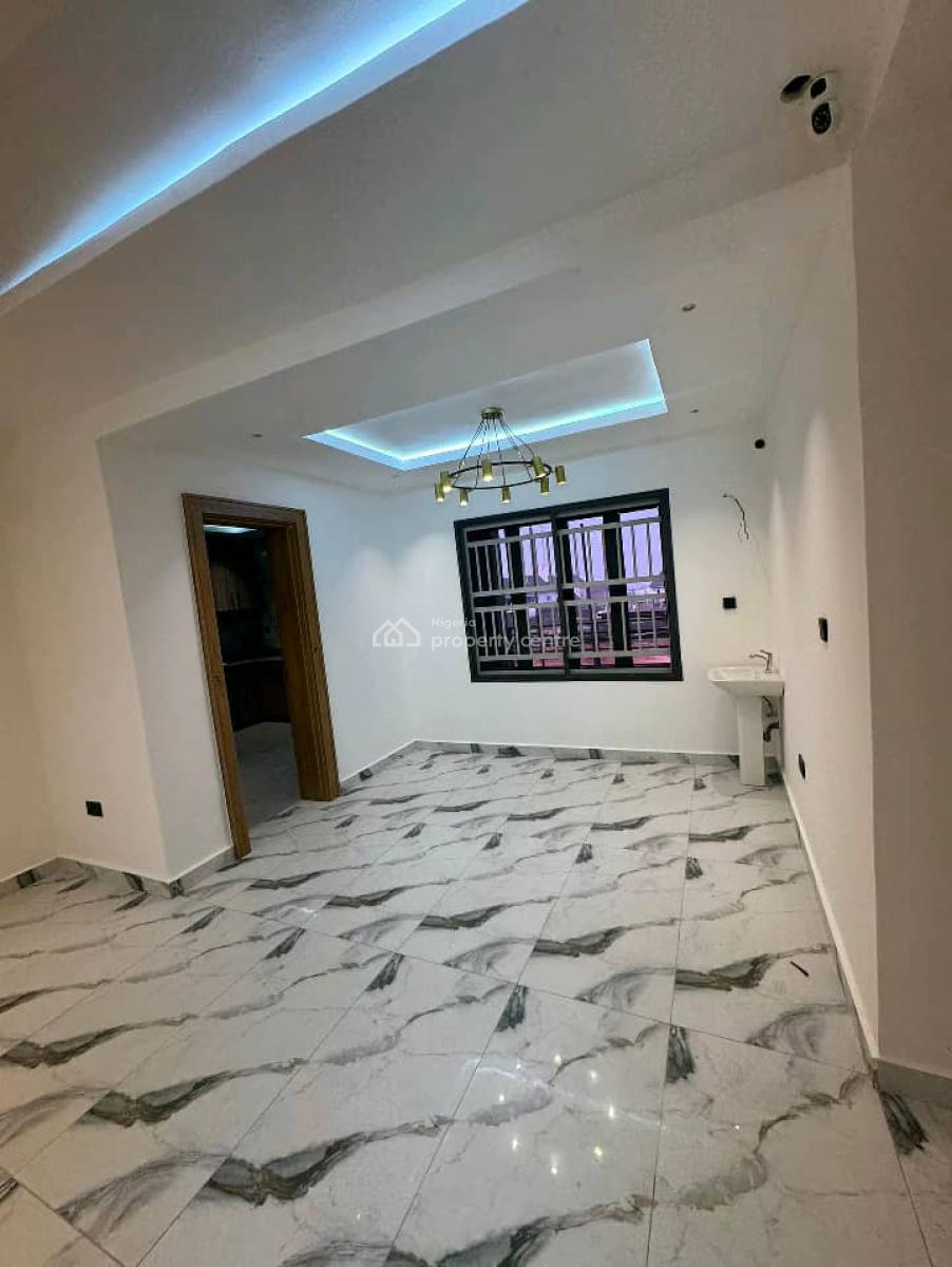 Now Available in The Serene and Well-structured Neighborhood of News E, Dawaki, Gwarinpa, Abuja, Flat / Apartment for Sale