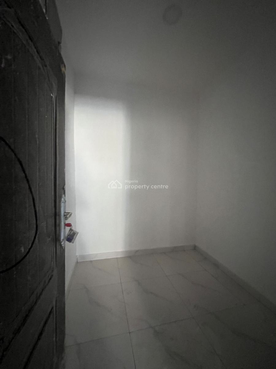 2 Bedroom Flat, Peace Land Estate, Ogombo, Ajah, Lagos, Flat / Apartment for Rent