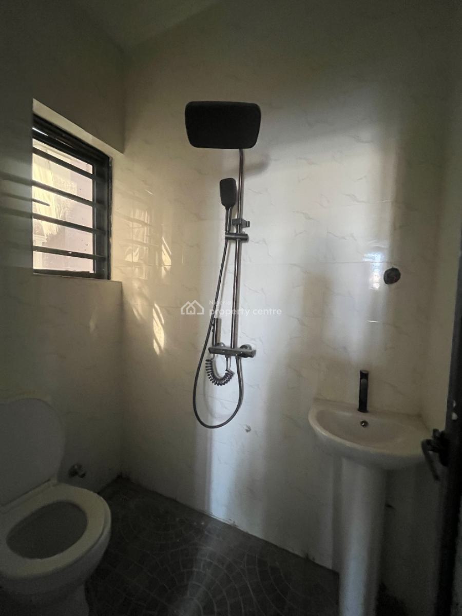 2 Bedroom Flat, Muniru Estate, Ogombo, Ajah, Lagos, Flat / Apartment for Rent