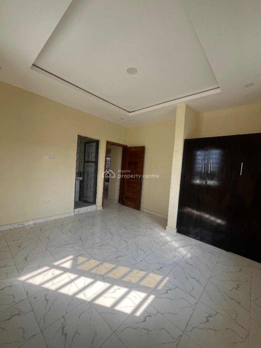 2 Bedroom Flat, Muniru Estate, Ogombo, Ajah, Lagos, Flat / Apartment for Rent