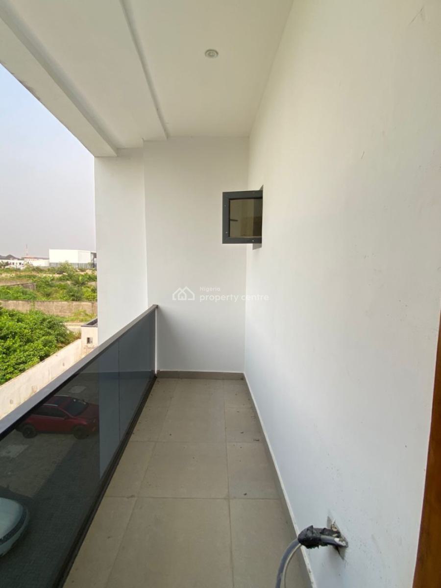 3 Bedroom, Lekki, Lagos, Flat / Apartment for Sale