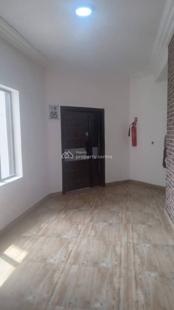 3 Bedroom Flat with a Room Bq, Victoria Island (vi), Lagos, Flat / Apartment for Rent