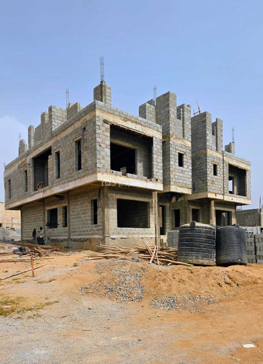 Semi-finish 2-4 Bedroom, By Gishiri Junction, Katampe, Abuja, Flat / Apartment for Sale