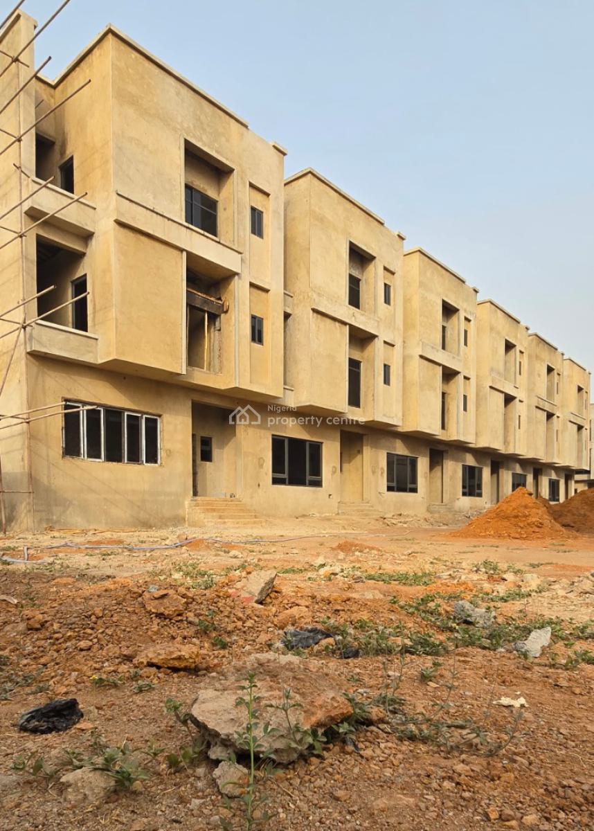 Semi-finish 2-4 Bedroom, By Gishiri Junction, Katampe, Abuja, Flat / Apartment for Sale