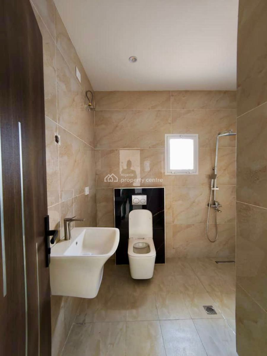 3 Bedroom Apartment Plus Bq, Gym, 2 Elevators, 24hrs Power/metered, Victoria Island (vi), Lagos, Flat / Apartment for Rent