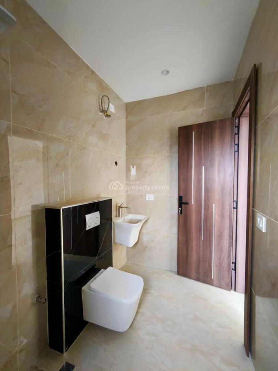 3 Bedroom Apartment Plus Bq, Gym, 2 Elevators, 24hrs Power/metered, Victoria Island (vi), Lagos, Flat / Apartment for Rent