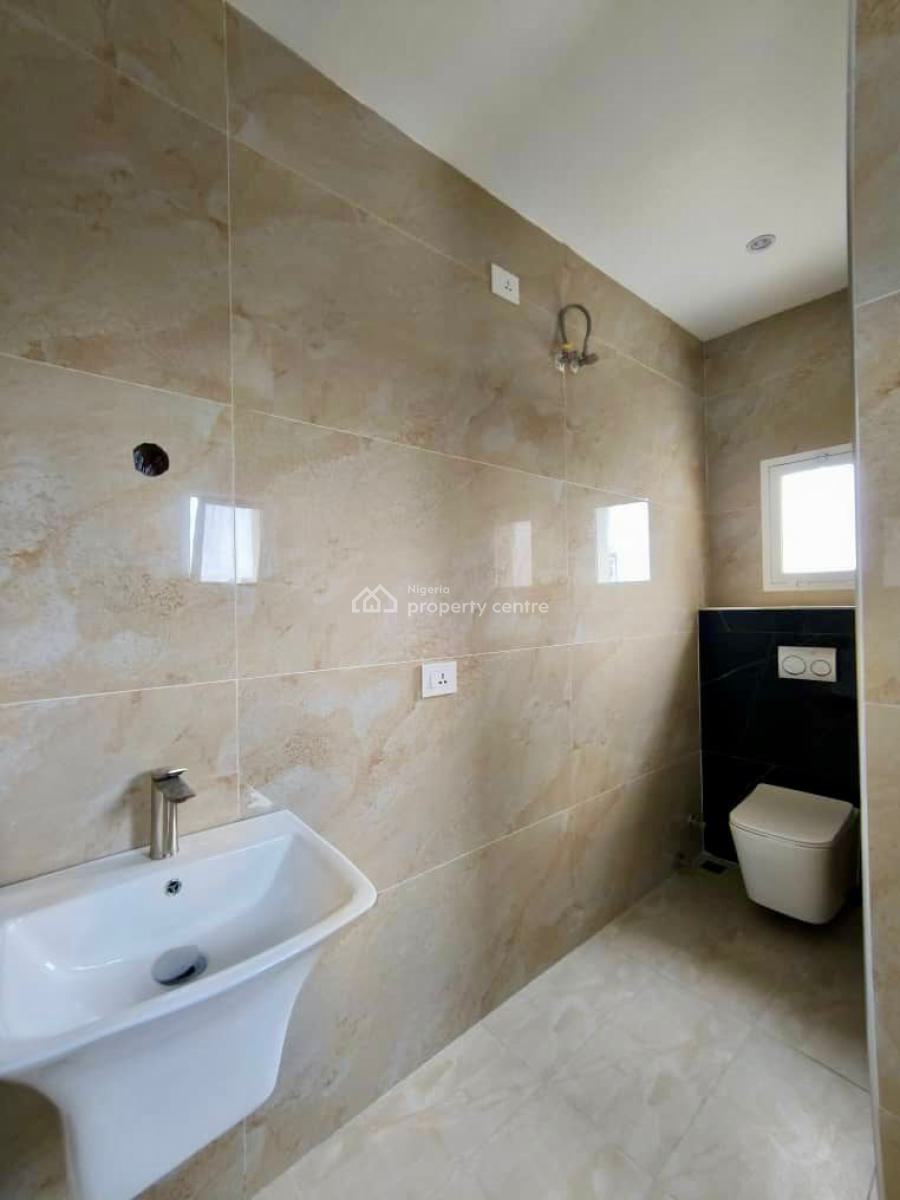 3 Bedroom Apartment Plus Bq, Gym, 2 Elevators, 24hrs Power/metered, Victoria Island (vi), Lagos, Flat / Apartment for Rent