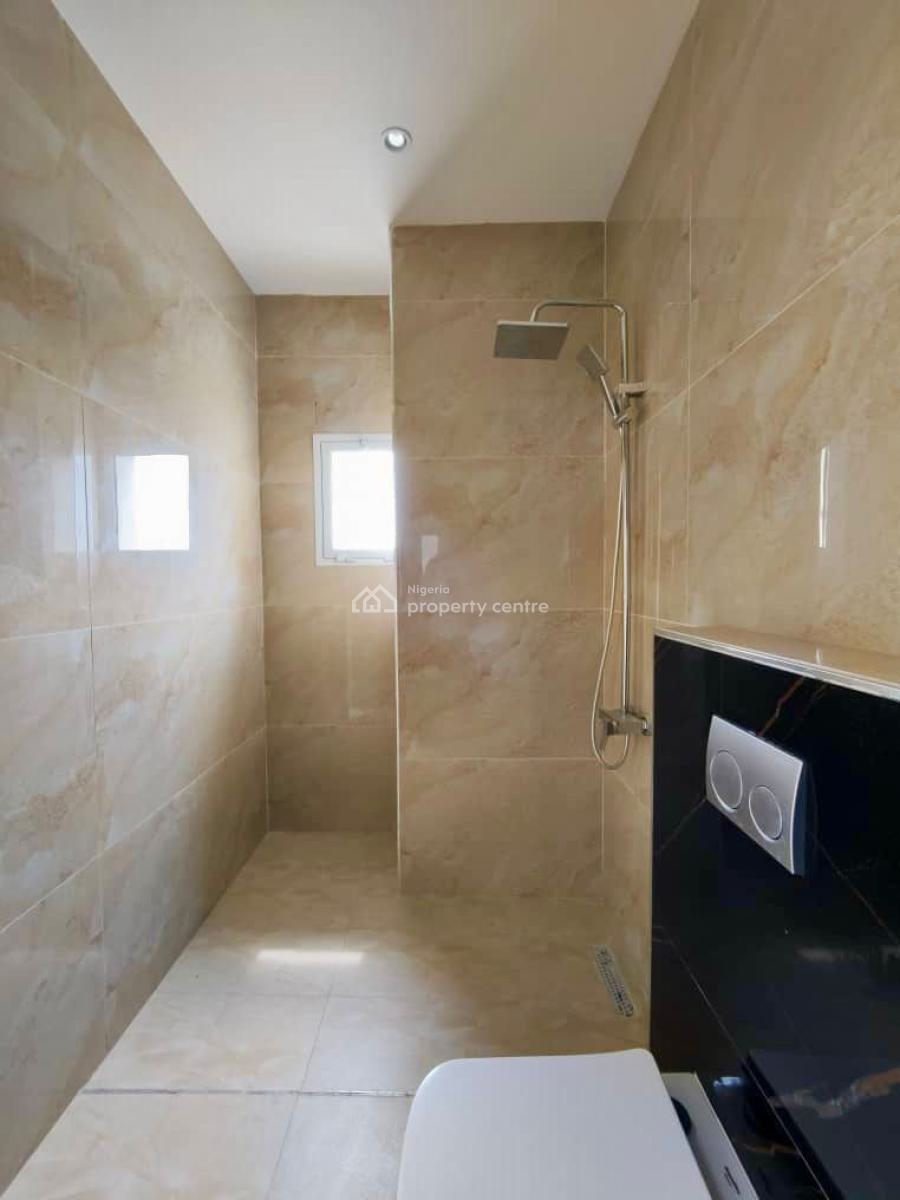 3 Bedroom Apartment Plus Bq, Gym, 2 Elevators, 24hrs Power/metered, Victoria Island (vi), Lagos, Flat / Apartment for Rent