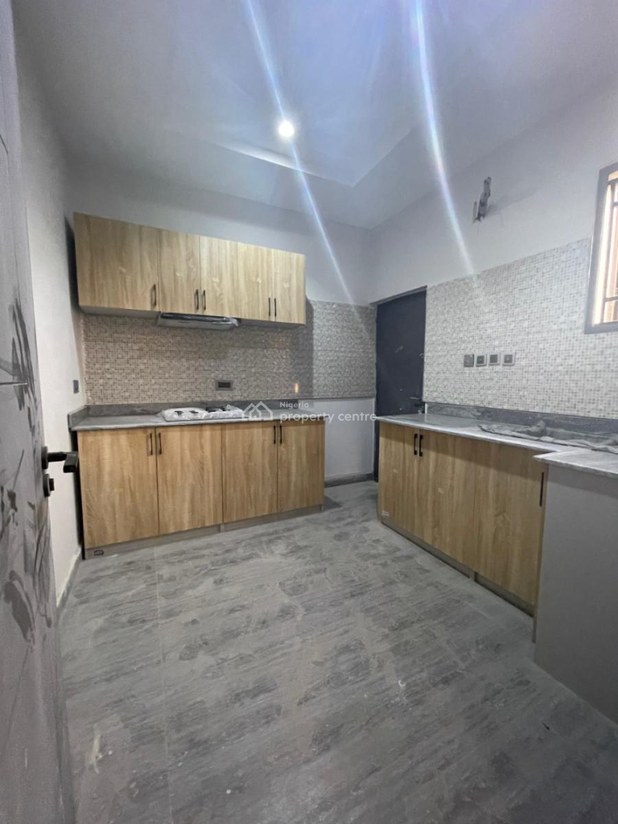 Smart & Luxury  One Bedroom Block of Flat with 24/7 Power Supply, Lifecamp District After Berger Clinic, Life Camp, Abuja, Flat / Apartment for Rent