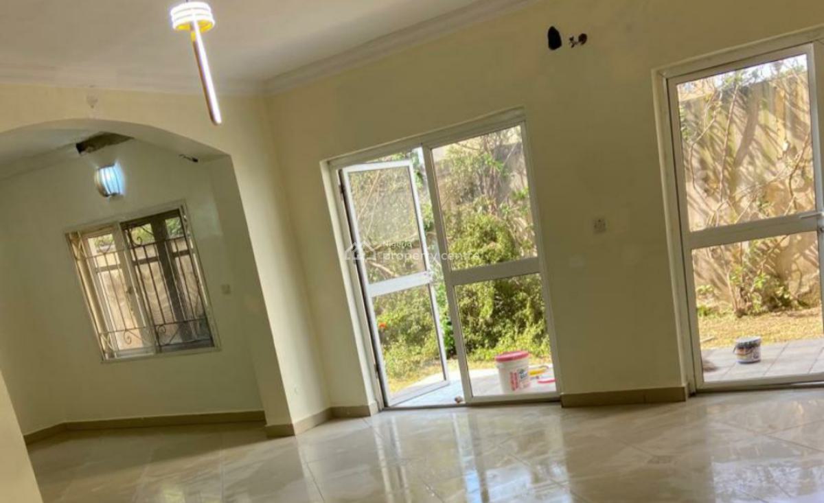 4 Bedroom Townhouse + 1 Room Bq in a Well Maintained & Serviced Estate, Oniru, Victoria Island (vi), Lagos, House for Sale