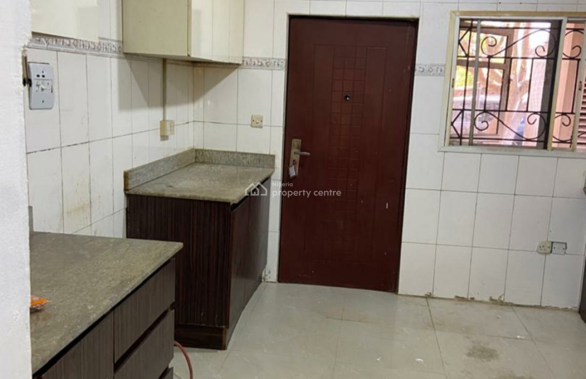 4 Bedroom Townhouse + 1 Room Bq in a Well Maintained & Serviced Estate, Oniru, Victoria Island (vi), Lagos, House for Sale